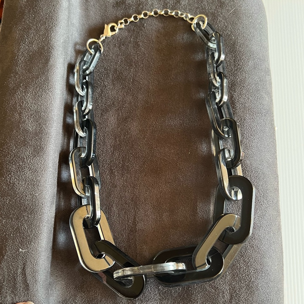 Chunky 2 Tone Black and Clear Chain Necklace